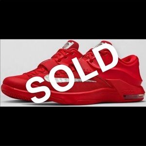 EUC Nike KD 7- global game